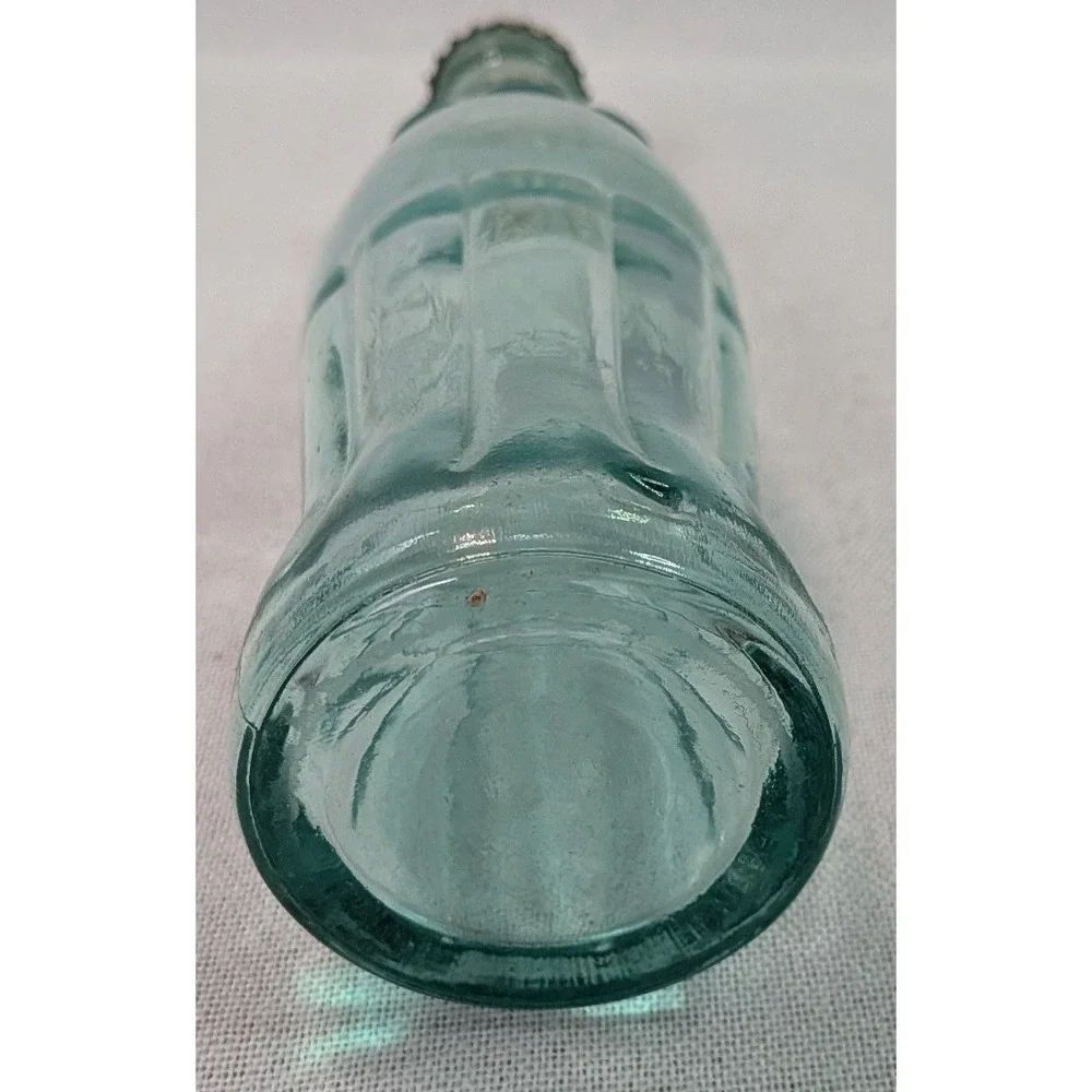 Coca-Cola Glass Bottle Unisex OS Green Good Cyrillic Logo Vintage Hobbleskirt